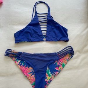 Rip curl reversible bathing suit